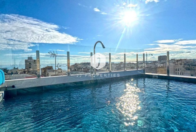 Resale - Apartment / flat -
Torrevieja - Costa Blanca