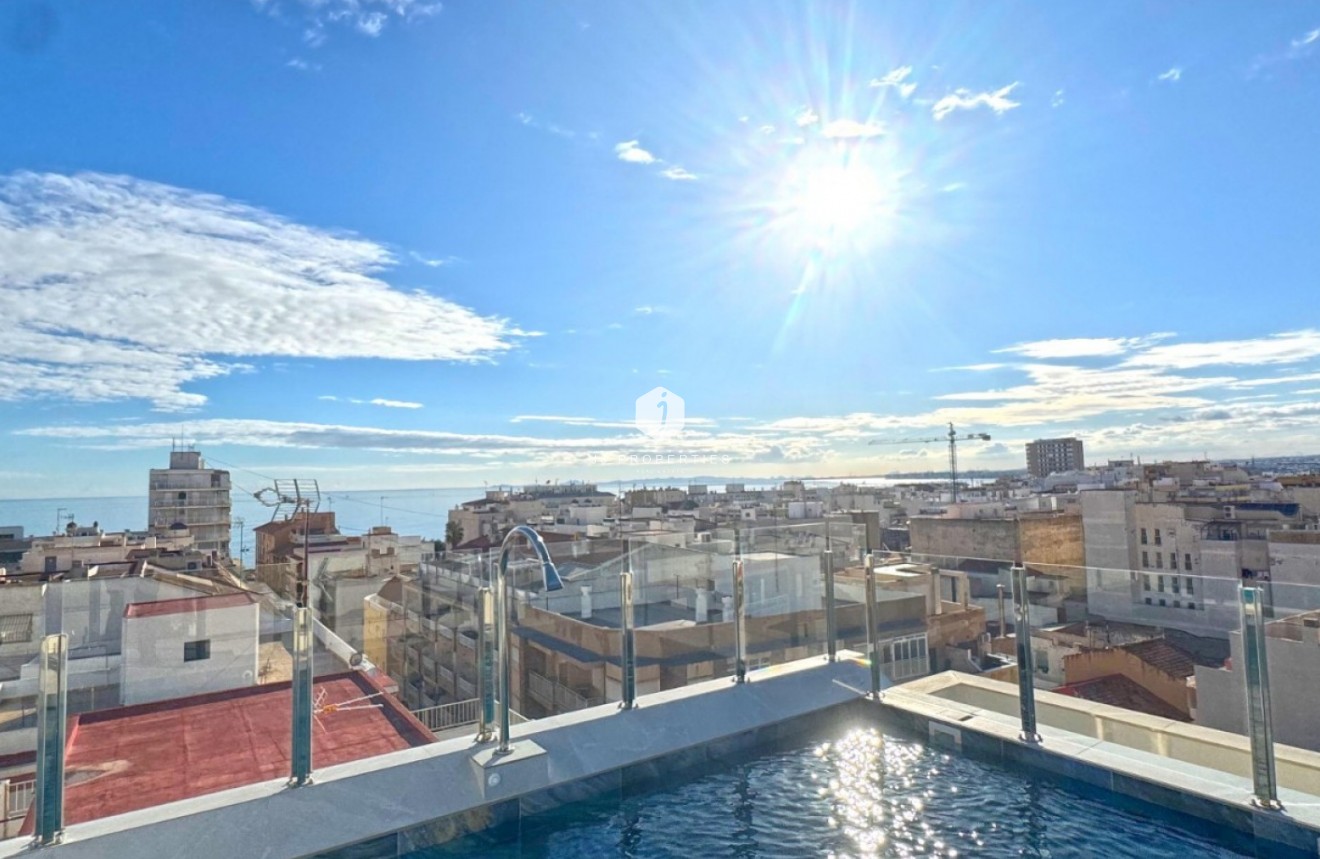 Resale - Apartment / flat -
Torrevieja - Costa Blanca
