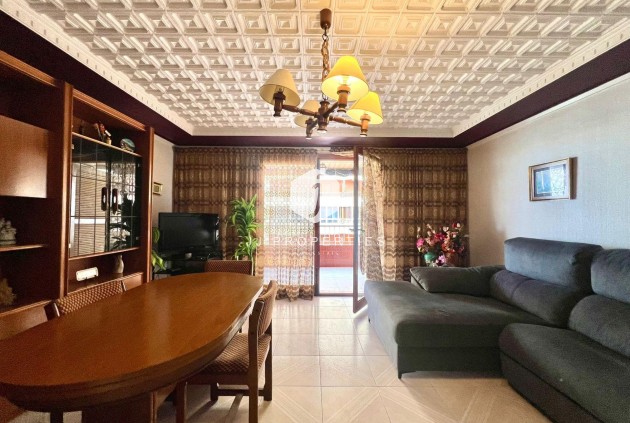 D'occasion - Appartement -
Torrevieja - Acequion