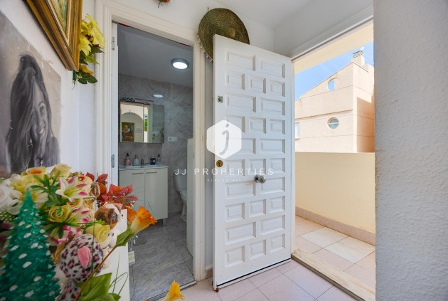D'occasion - Appartement -
Torrevieja - Costa Blanca