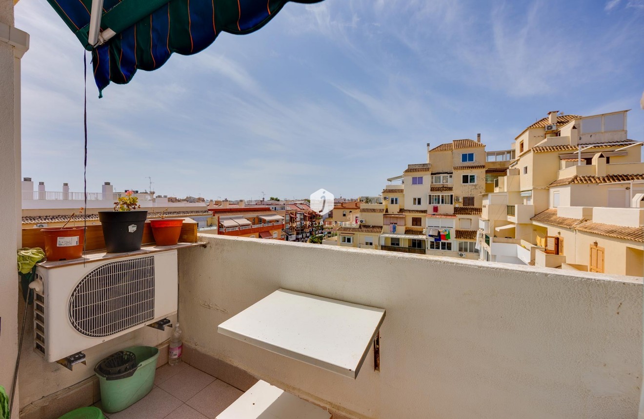 D'occasion - Appartement -
Torrevieja - Costa Blanca