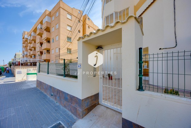 D'occasion - Appartement -
Torrevieja - Costa Blanca