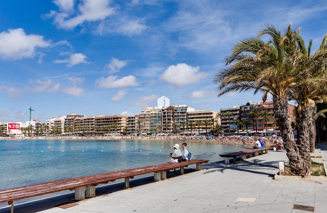 Resale - Apartment / flat -
Torrevieja - Habaneras