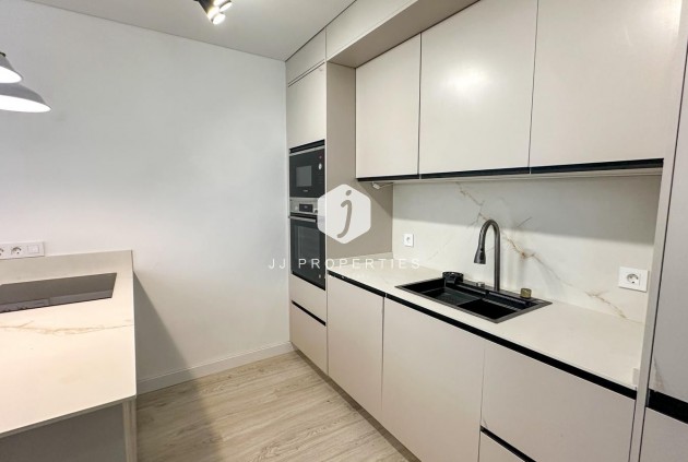 Resale - Apartment / flat -
Torrevieja - Costa Blanca