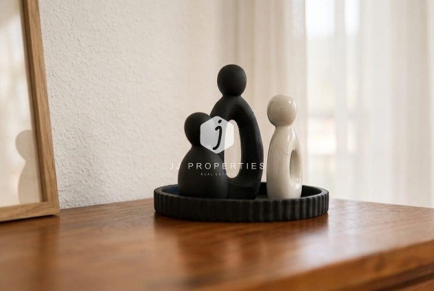 Tweedehands - Appartement / flat -
Torrevieja - Playa del Cura