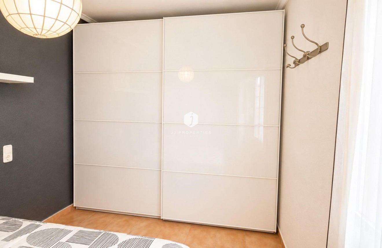 Tweedehands - Appartement / flat -
Torrevieja - Playa del Cura
