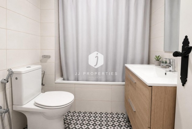 Tweedehands - Appartement / flat -
Torrevieja - Playa del Cura