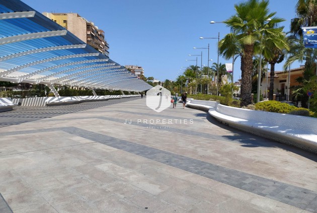 Tweedehands - Appartement / flat -
Torrevieja - Playa del Cura