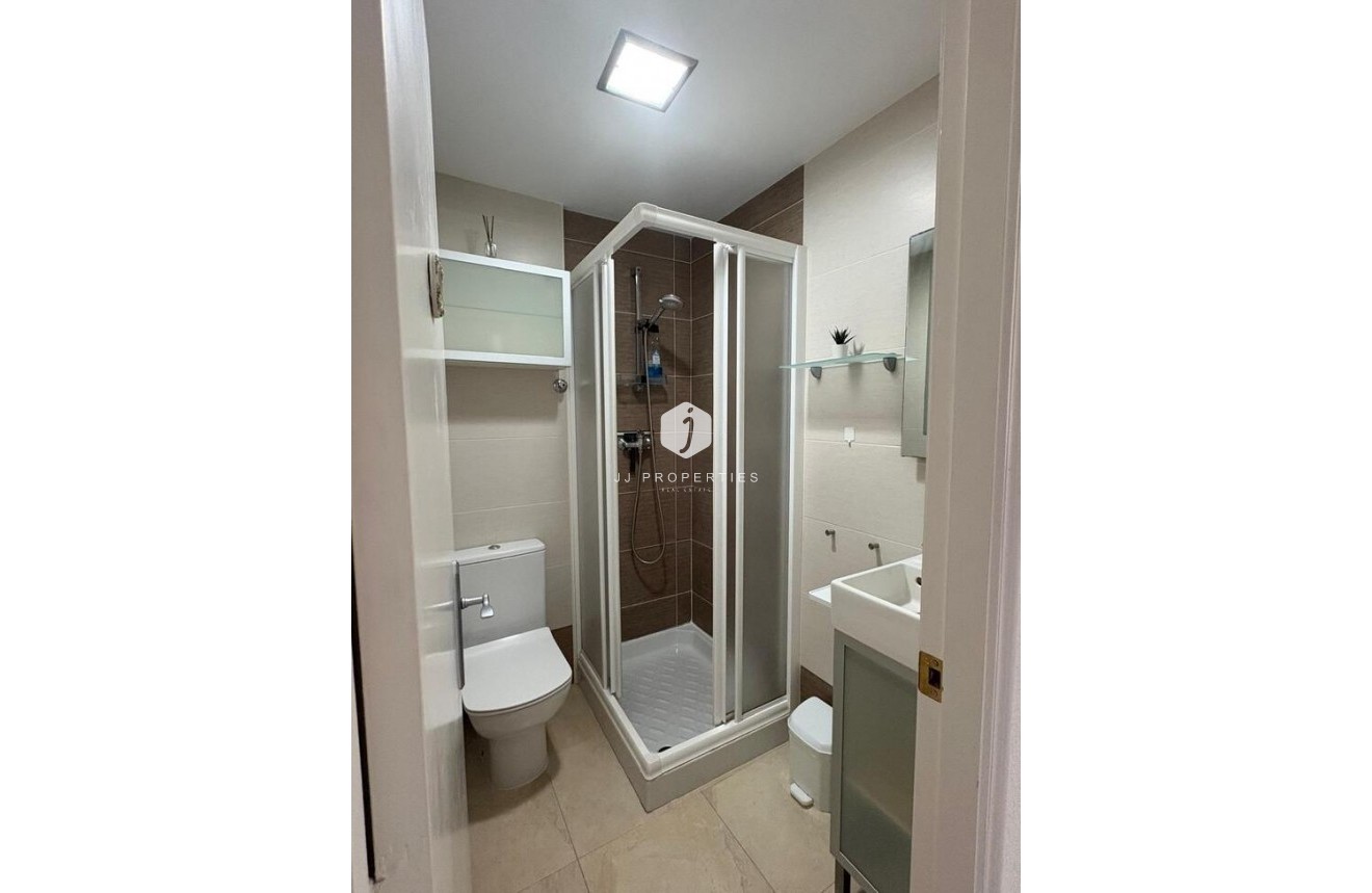 Tweedehands - Appartement / flat -
Torrevieja - Cabo cervera