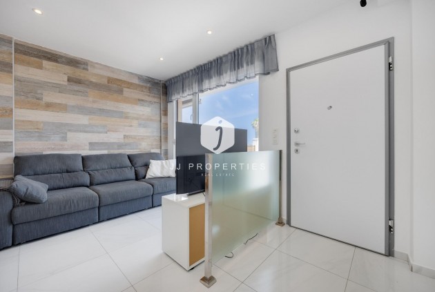 D'occasion - Chalet -
Torrevieja - Los Balcones