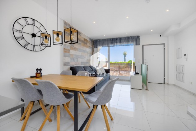 D'occasion - Chalet -
Torrevieja - Los Balcones