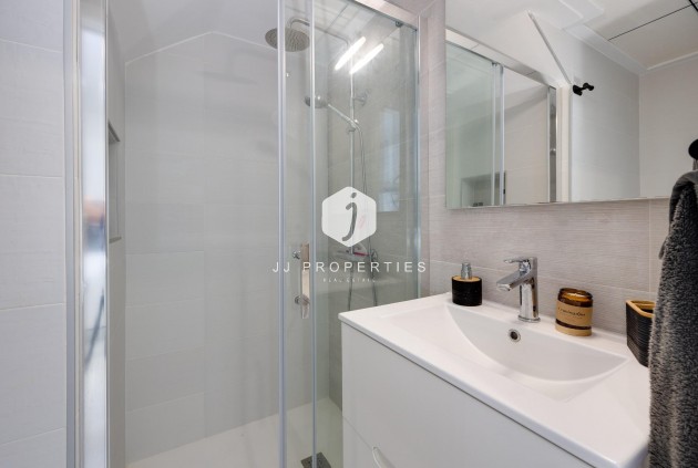 D'occasion - Chalet -
Torrevieja - Los Balcones
