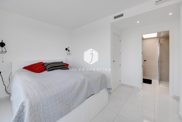 D'occasion - Chalet -
Torrevieja - Los Balcones