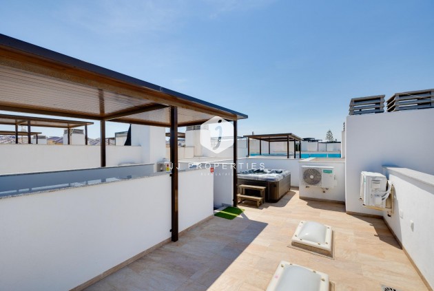D'occasion - Chalet -
Torrevieja - Los Balcones