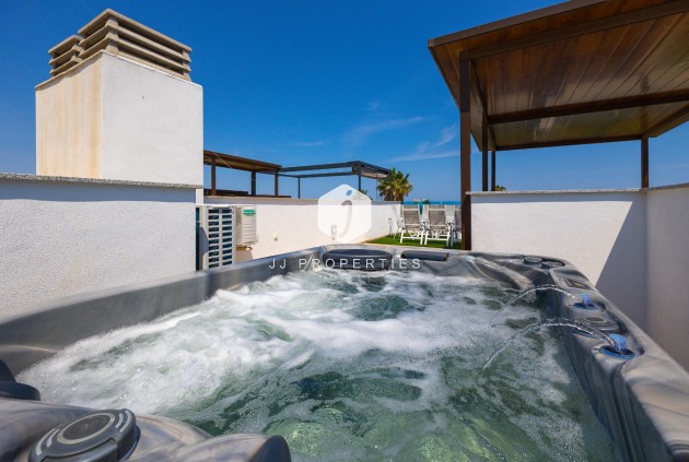 D'occasion - Chalet -
Torrevieja - Los Balcones