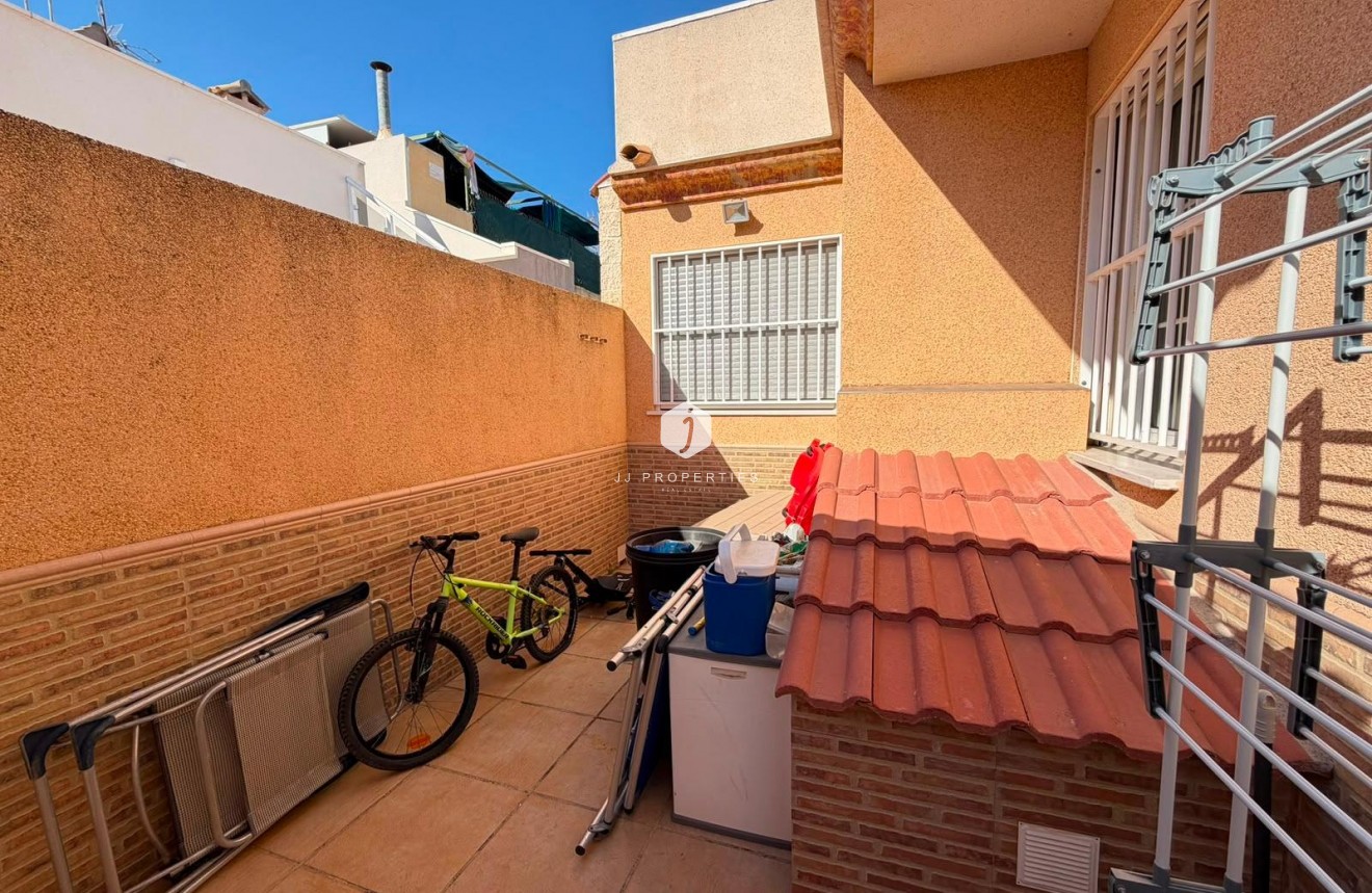 D'occasion - Chalet -
Torrevieja - Carrefour