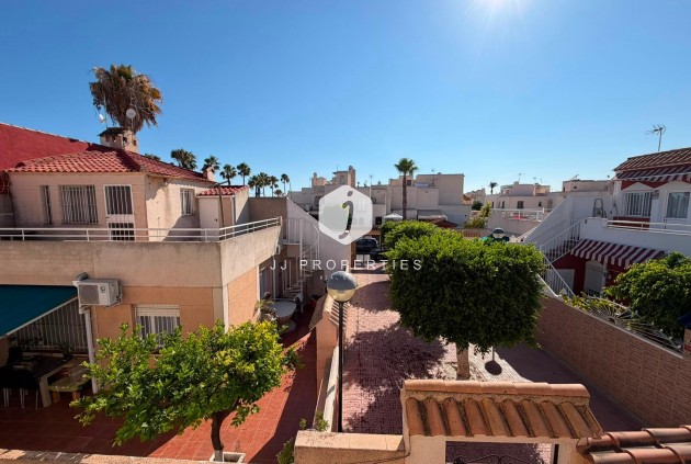 D'occasion - Chalet -
Torrevieja - Carrefour