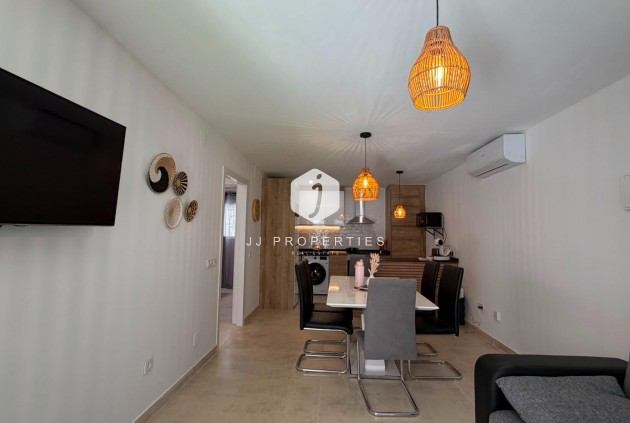 Segunda mano - Bungalow -
Torrevieja - La veleta