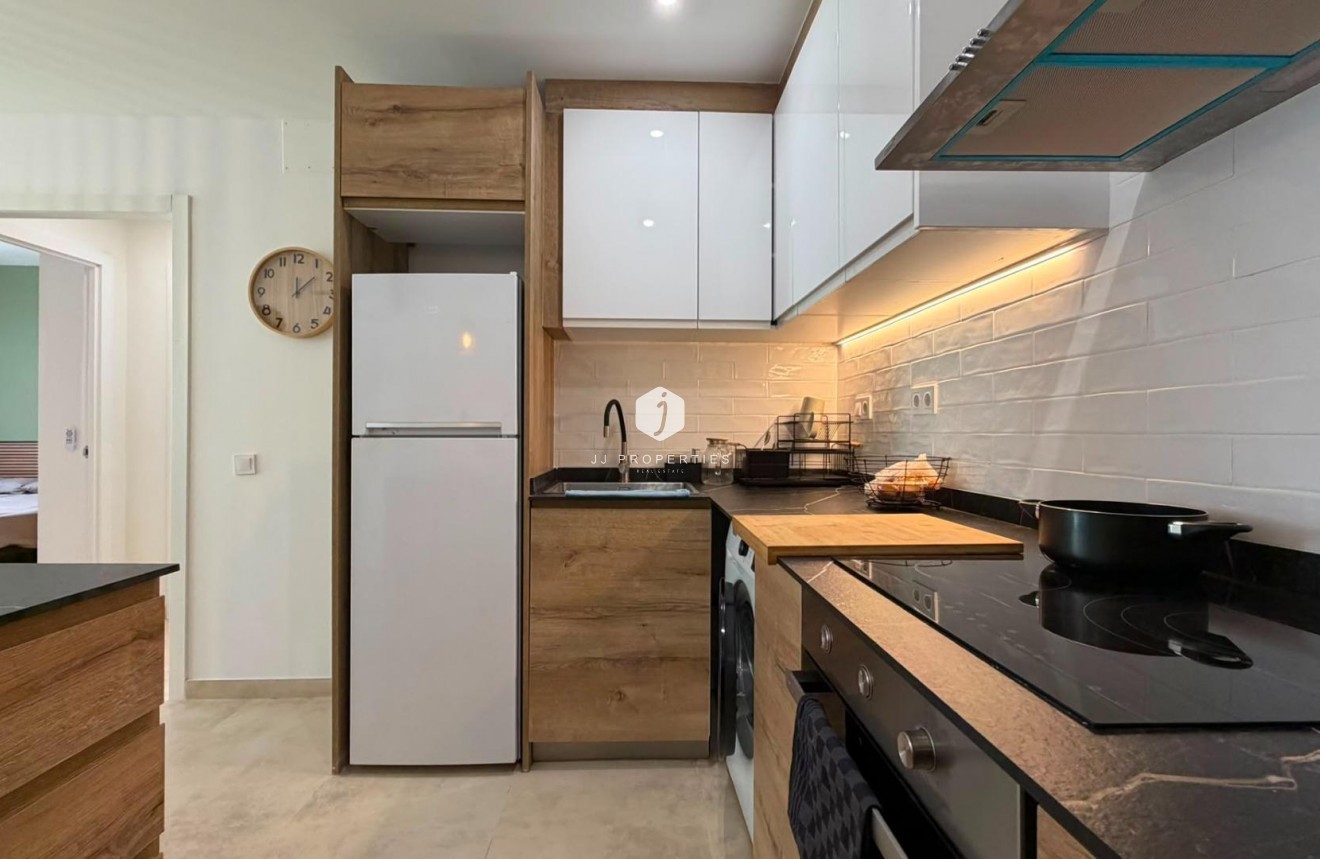 Segunda mano - Bungalow -
Torrevieja - La veleta