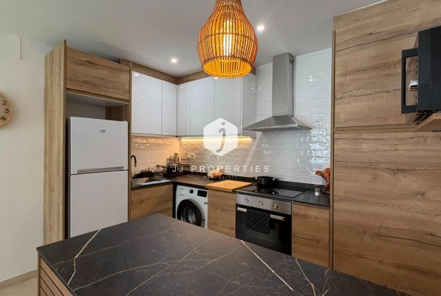 Segunda mano - Bungalow -
Torrevieja - La veleta