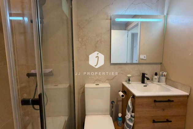 Segunda mano - Bungalow -
Torrevieja - La veleta
