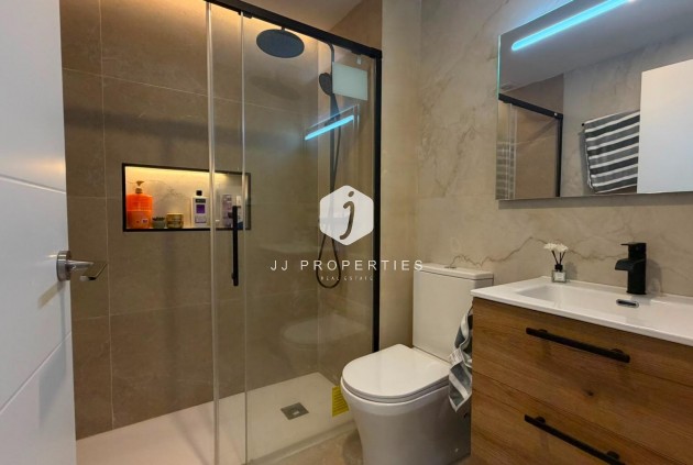 Segunda mano - Bungalow -
Torrevieja - La veleta