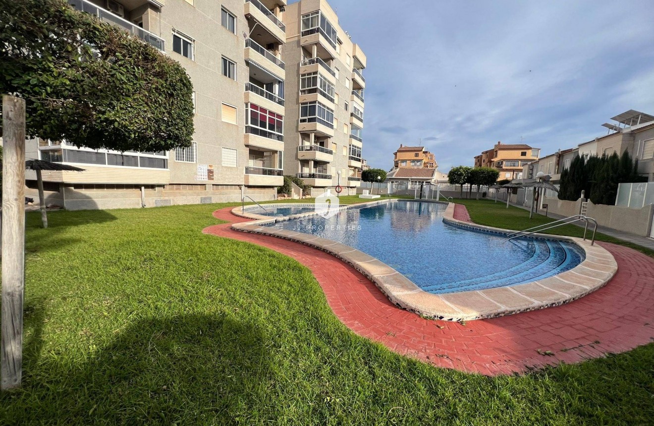 Aus zweiter Hand - Wohnung -
Torrevieja - aguas nuevas