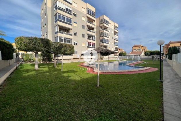Aus zweiter Hand - Wohnung -
Torrevieja - aguas nuevas