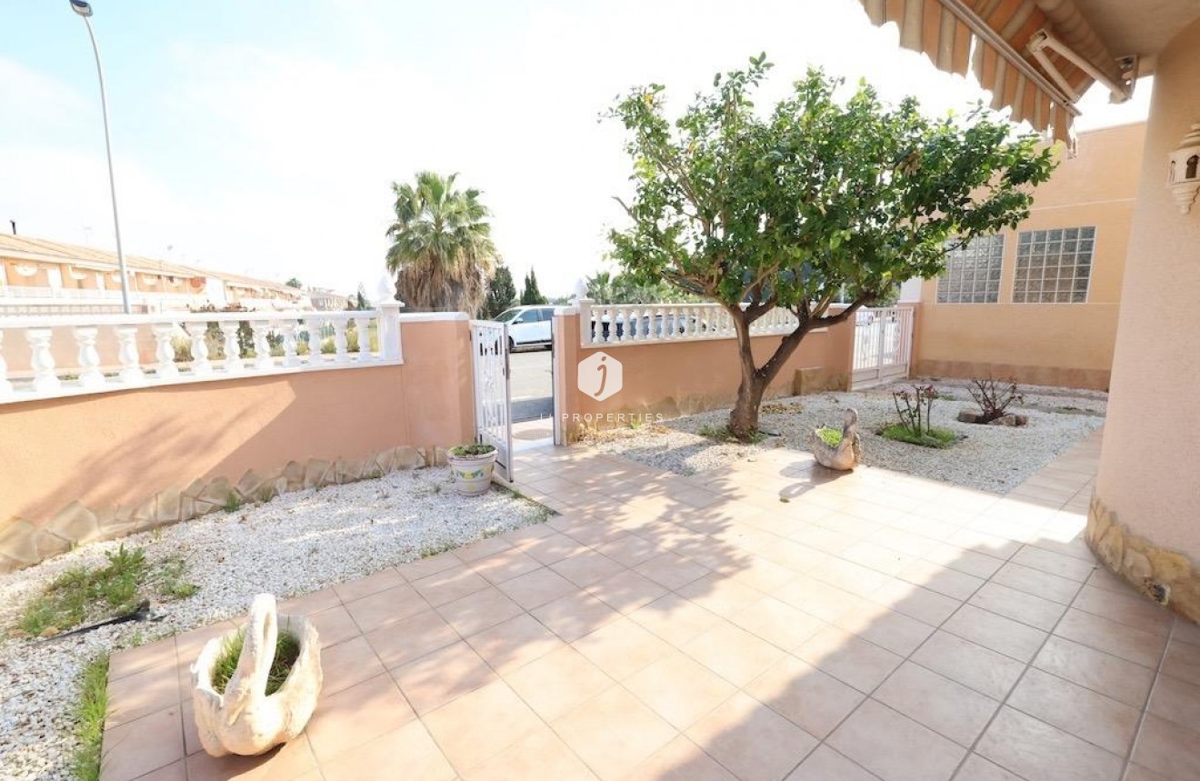 Tweedehands - Villa -
Torrevieja - Costa Blanca