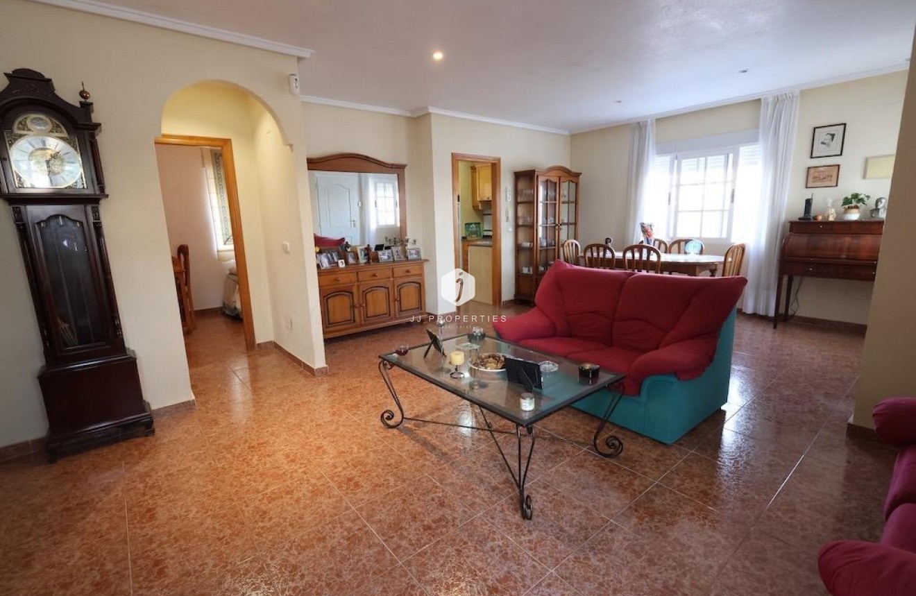 Tweedehands - Villa -
Torrevieja - Costa Blanca
