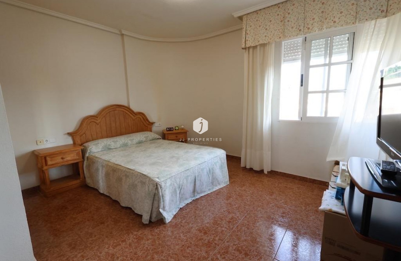 Tweedehands - Villa -
Torrevieja - Costa Blanca