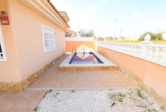 Tweedehands - Villa -
Torrevieja - Costa Blanca