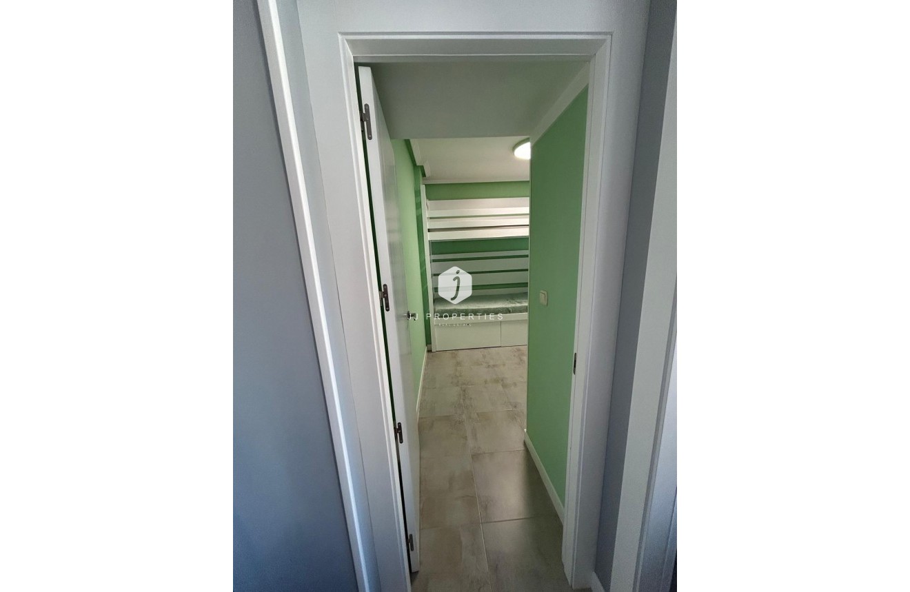 Segunda mano - Apartamento / piso -
Torrevieja - Playa del Cura