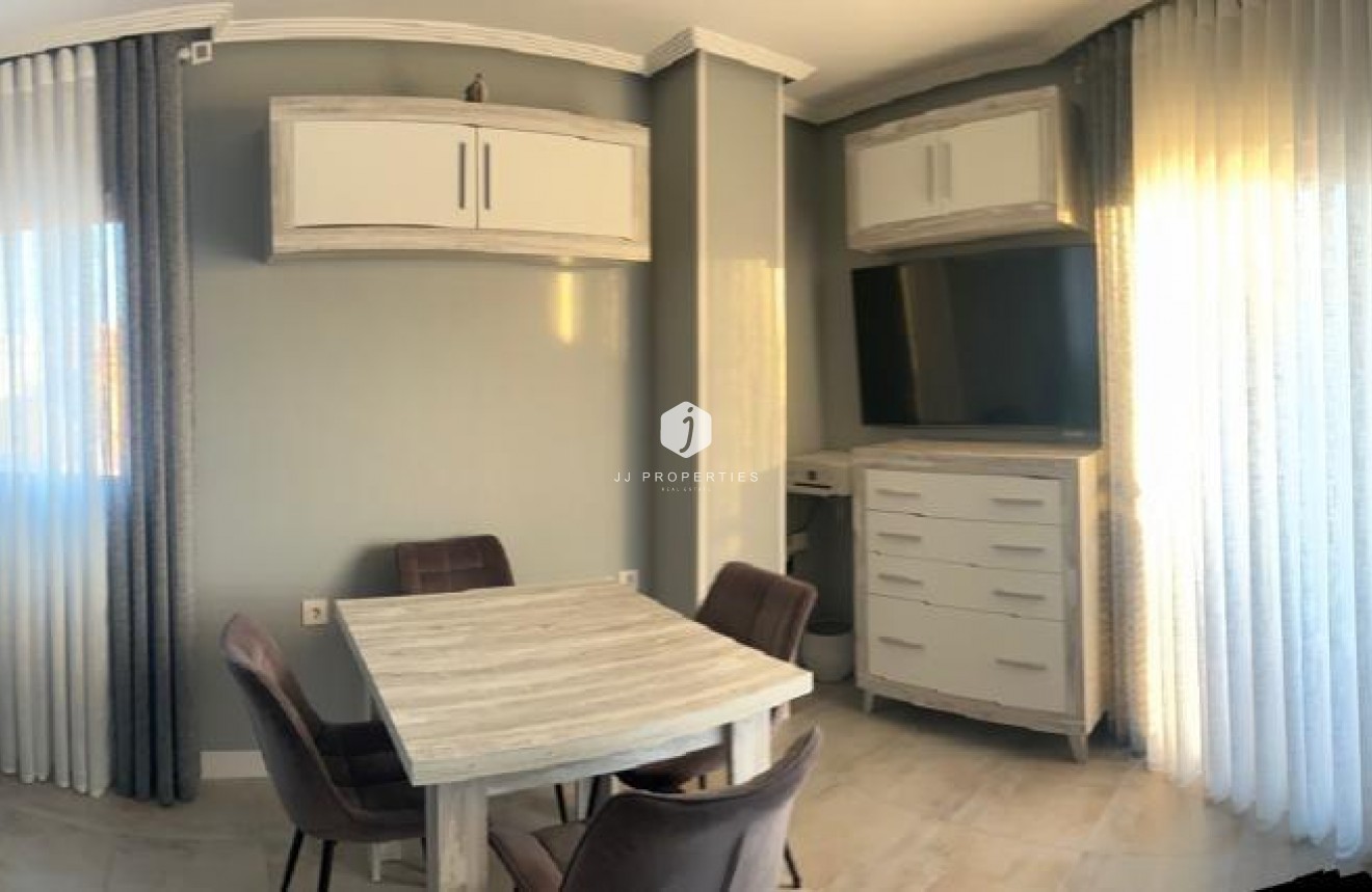 Segunda mano - Apartamento / piso -
Torrevieja - Playa del Cura