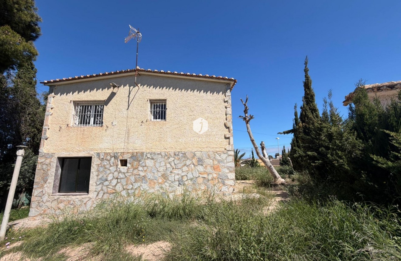 D'occasion - Villa -
Torrevieja - Los Balcones - Los Altos del Edén