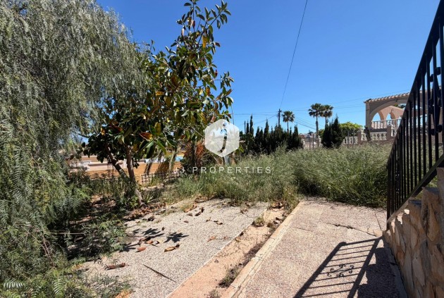 D'occasion - Villa -
Torrevieja - Los Balcones - Los Altos del Edén