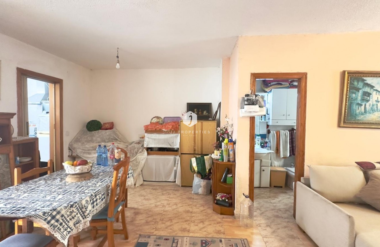 Resale - Penthouse -
Torrevieja - Estacion de autobuses