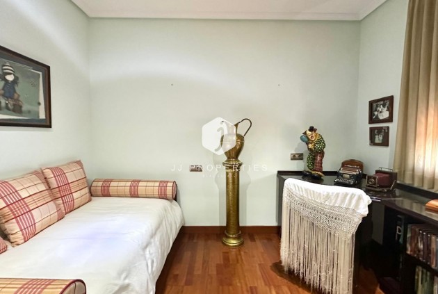 Aus zweiter Hand - Chalet -
Torrevieja - La siesta