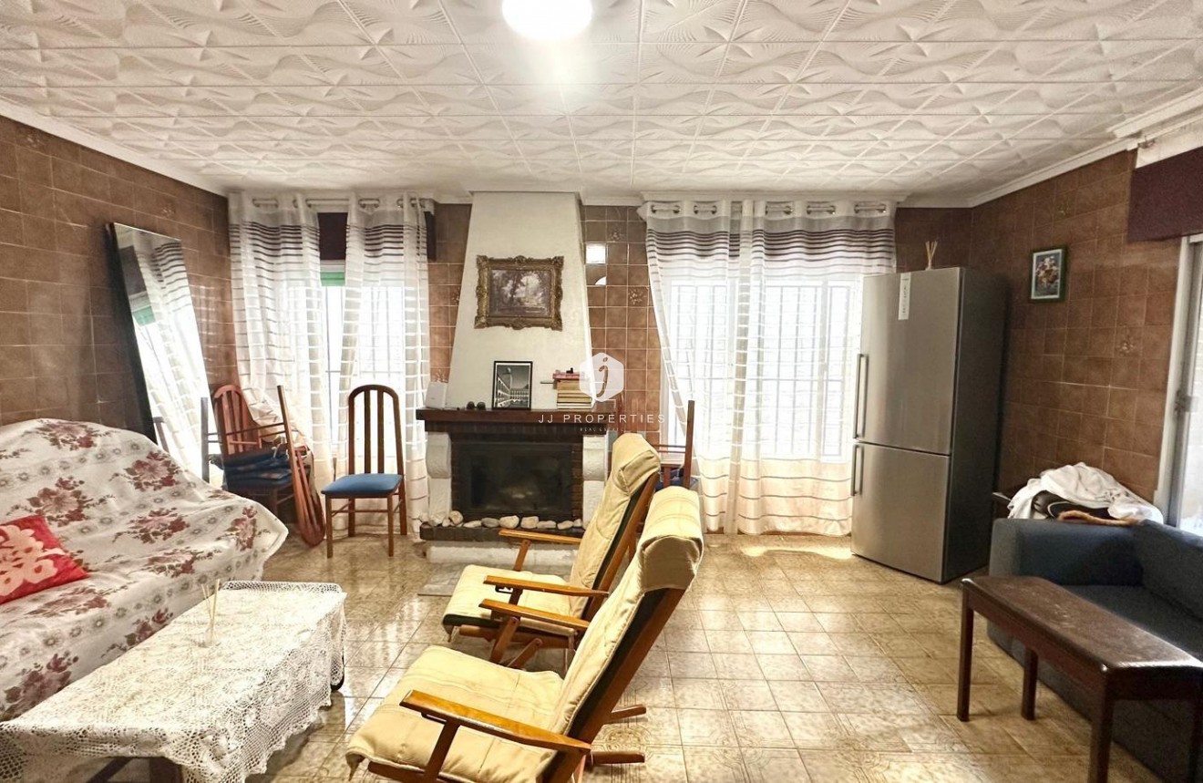 D'occasion - Chalet -
Torrevieja - Playa del Cura