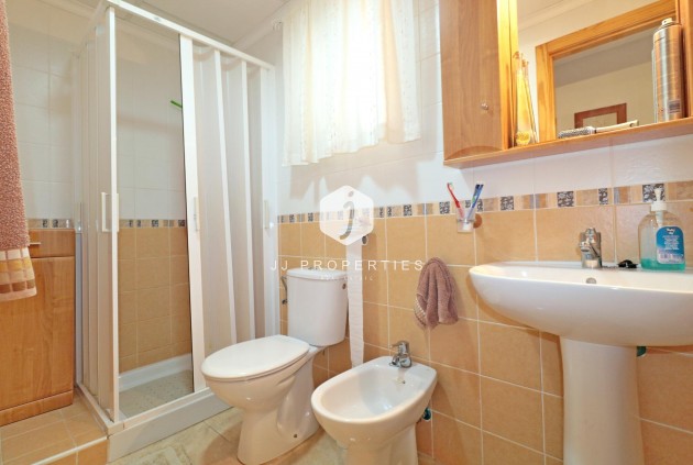 D'occasion - Appartement -
Torrevieja - Acequion