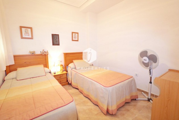 D'occasion - Appartement -
Torrevieja - Acequion