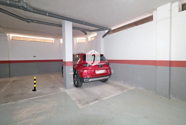 D'occasion - Appartement -
Torrevieja - Acequion