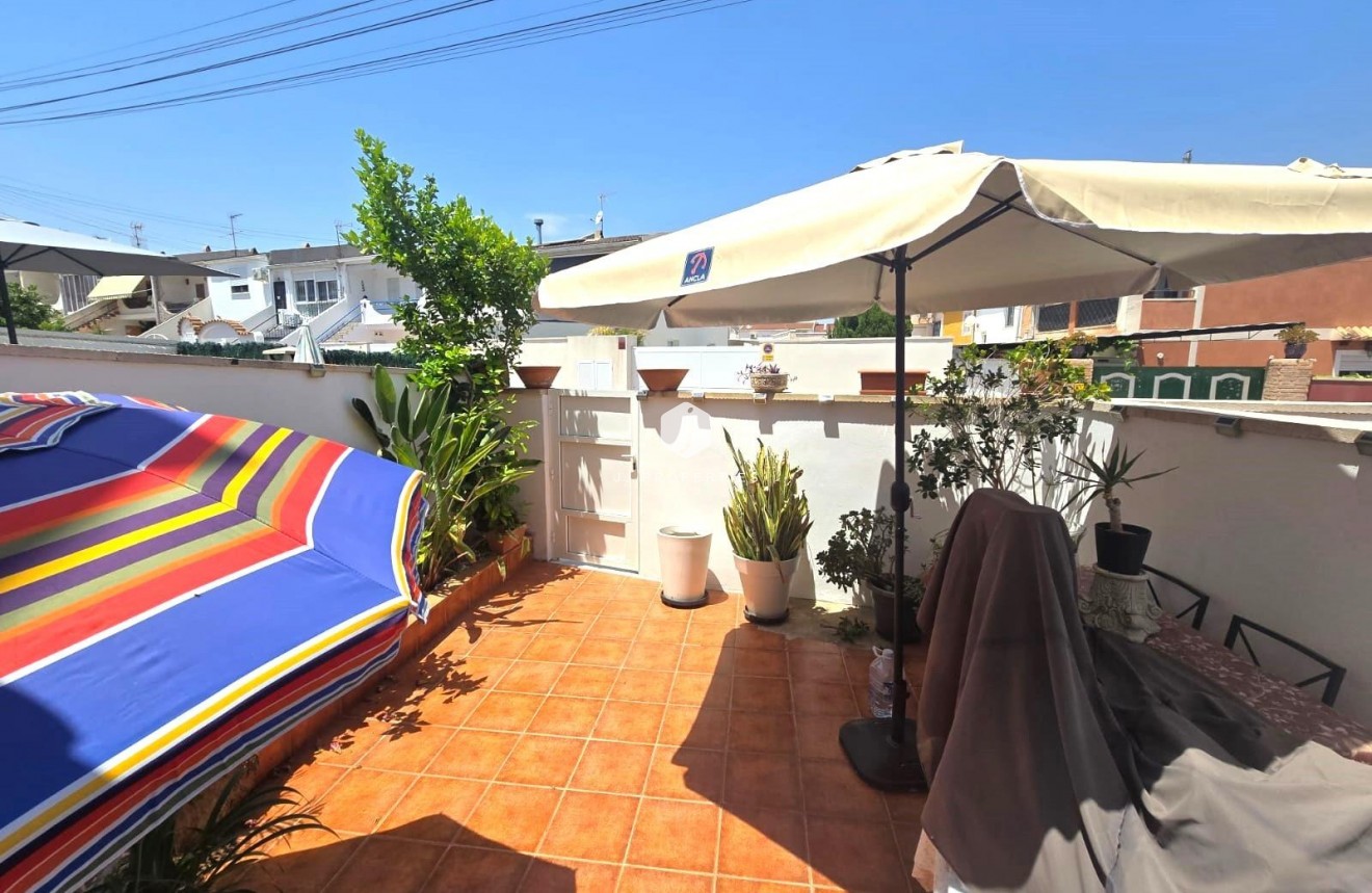 D'occasion - Chalet -
Torrevieja - Los Balcones