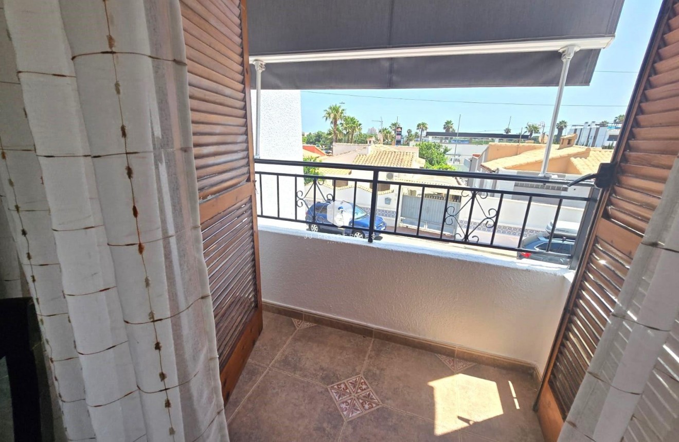 D'occasion - Chalet -
Torrevieja - Los Balcones
