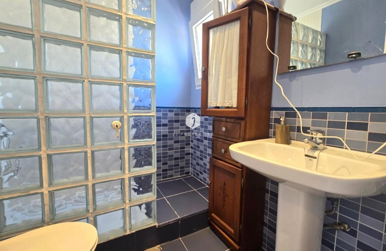D'occasion - Chalet -
Torrevieja - Los Balcones