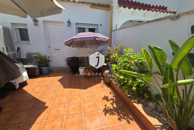 D'occasion - Chalet -
Torrevieja - Los Balcones