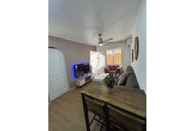 Resale - Bungalow -
Torrevieja - Los Balcones