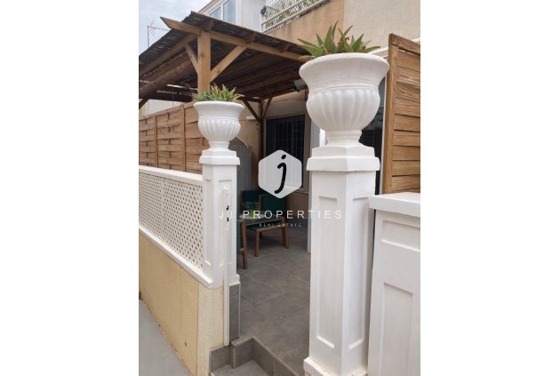 Resale - Bungalow -
Torrevieja - Los Balcones