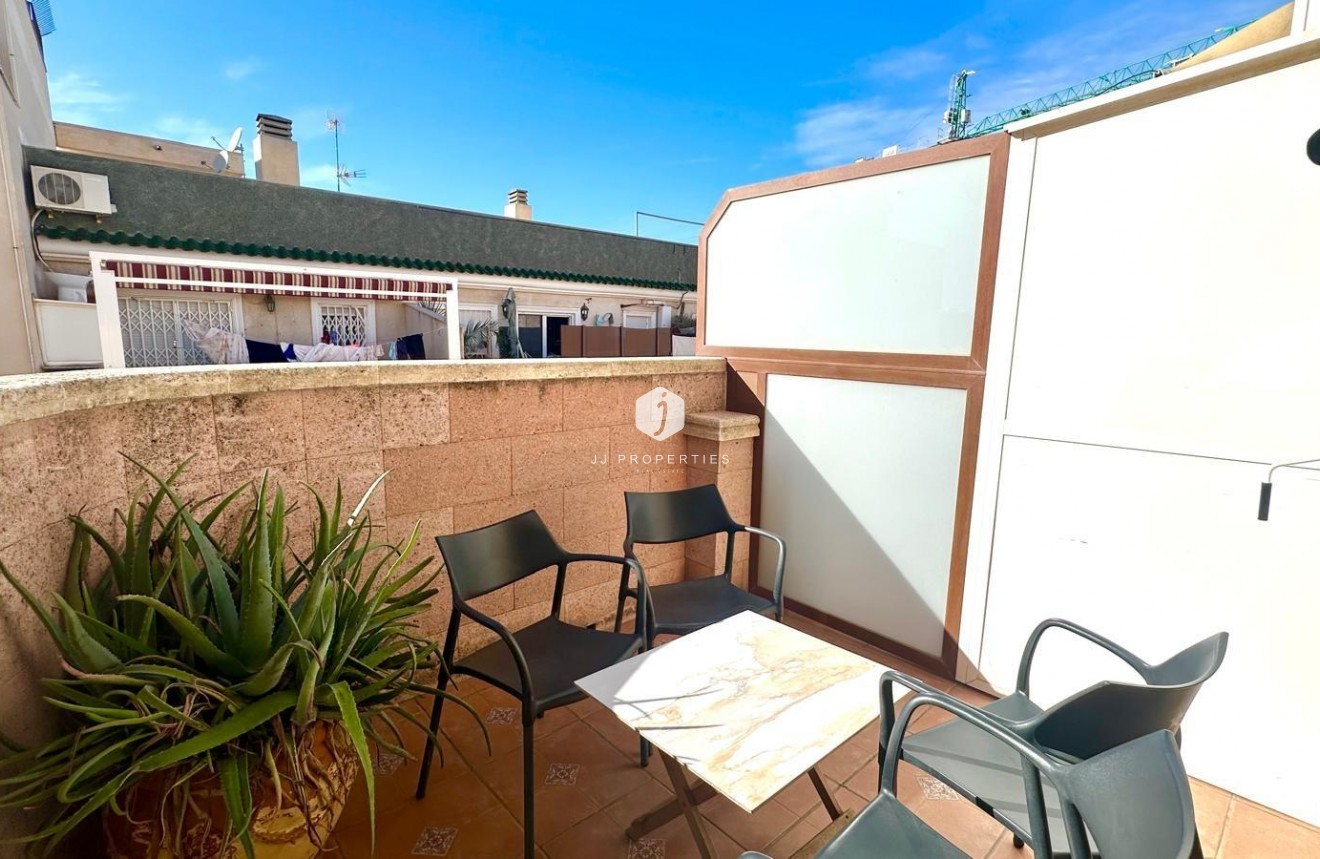 D'occasion - Attique -
Torrevieja