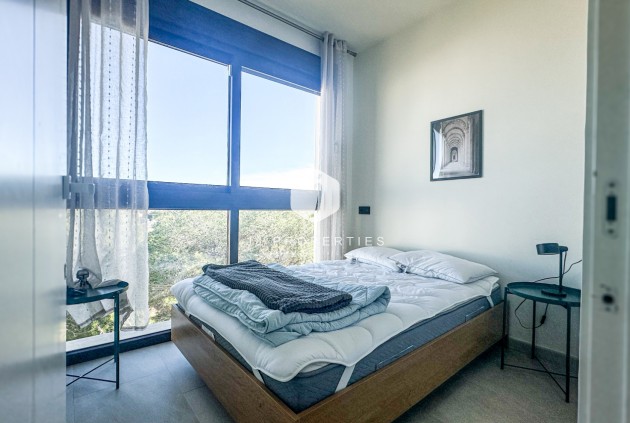Z drugiej ręki - Bungalow -
Torrevieja - Costa Blanca
